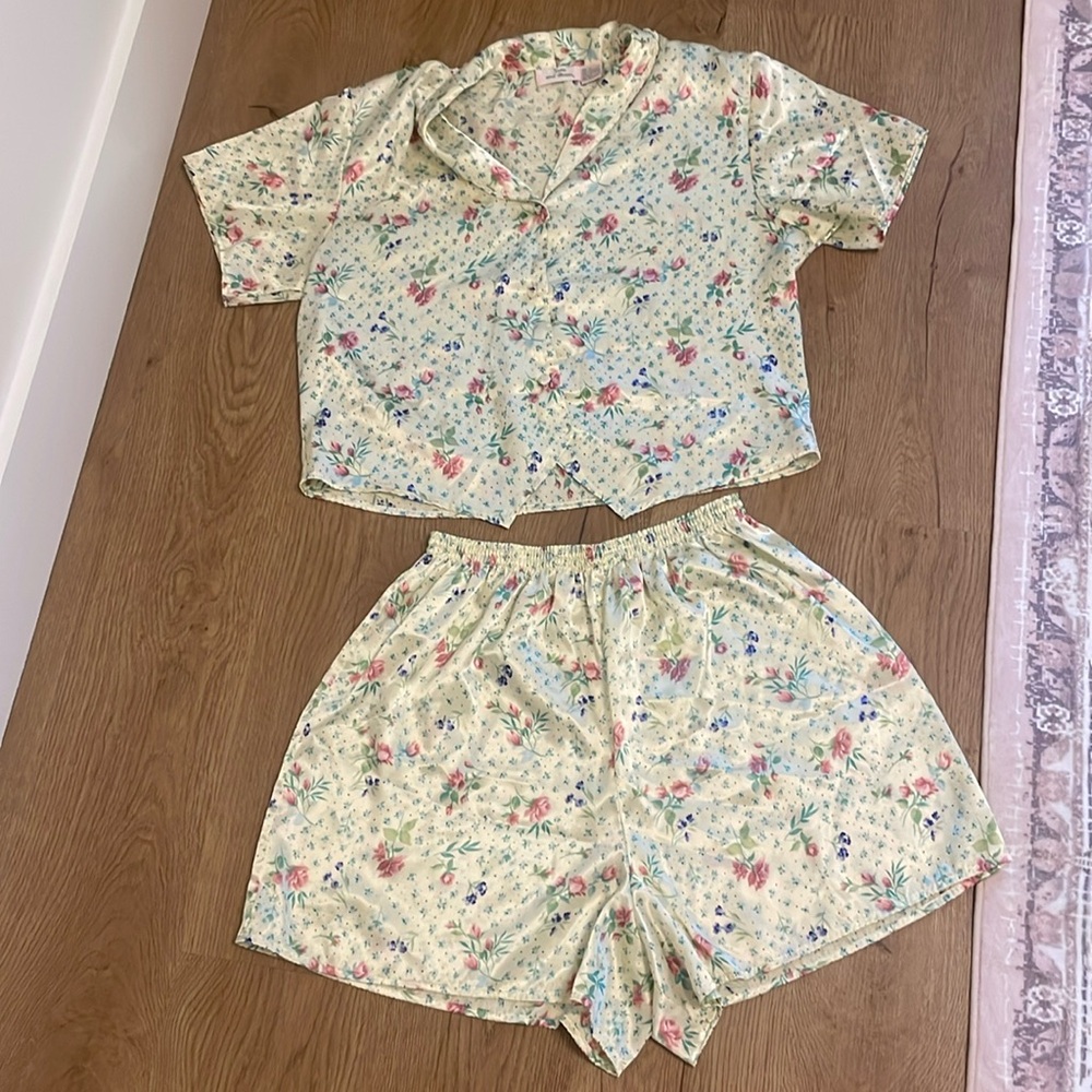 Vintage Floral Satin pajama set